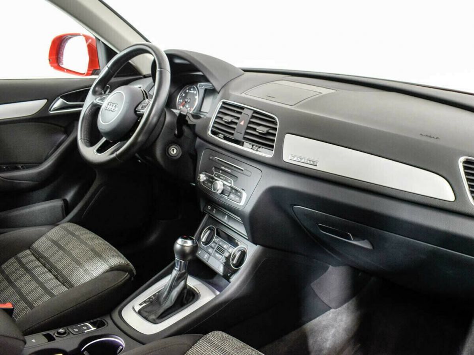 Audi Q3 2.0 РКПП, 2015, 109 000 км фото 5