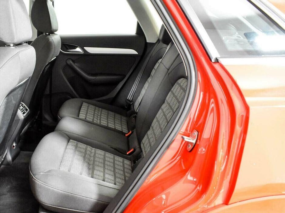 Audi Q3 2.0 РКПП, 2015, 109 000 км фото 7