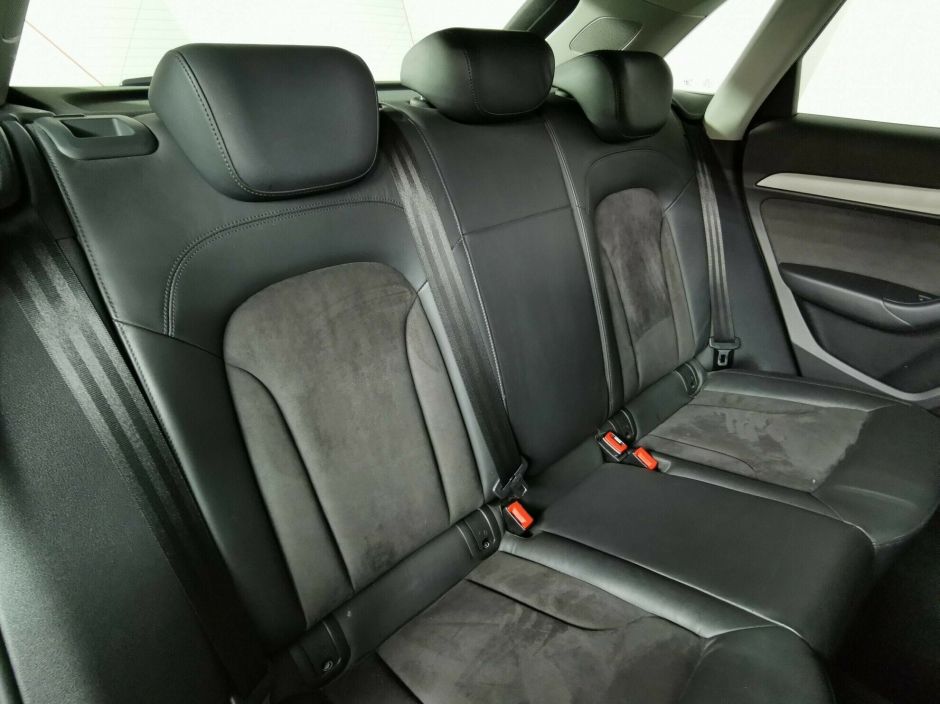 Audi Q3 2.0 РКПП, 2013, 123 000 км фото 8