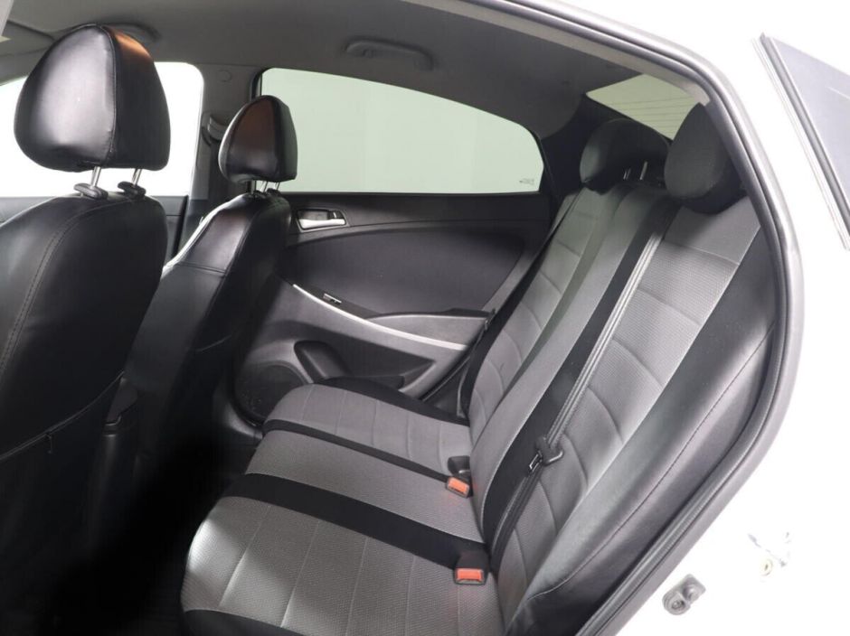 Hyundai Solaris 1.6 АКПП, 2015, 110 000 км фото 10