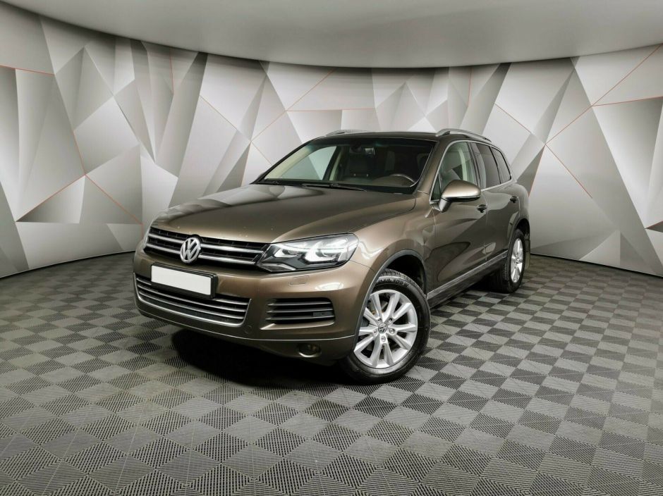 Volkswagen Touareg 3.0 АКПП, 2012, 139 000 км фото 1
