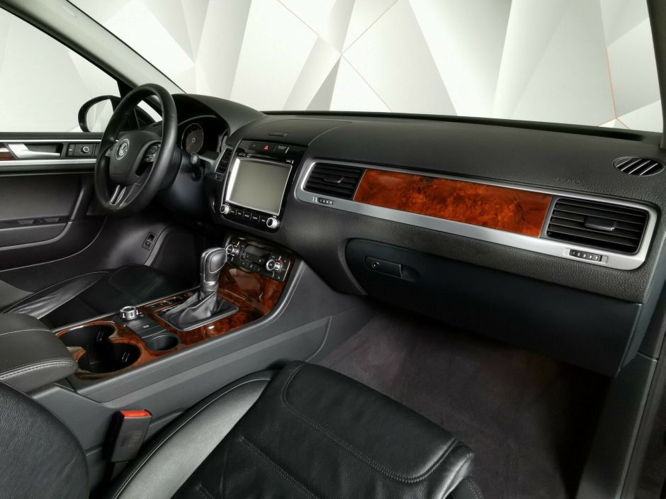 Volkswagen Touareg 3.0 АКПП, 2012, 136 000 км фото 7