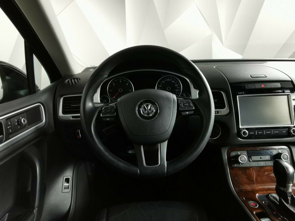 Volkswagen Touareg 3.0 АКПП, 2012, 136 000 км фото 9