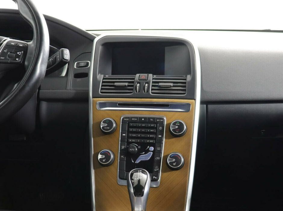 Volvo XC60 2.4 АКПП, 2015, 95 000 км фото 9