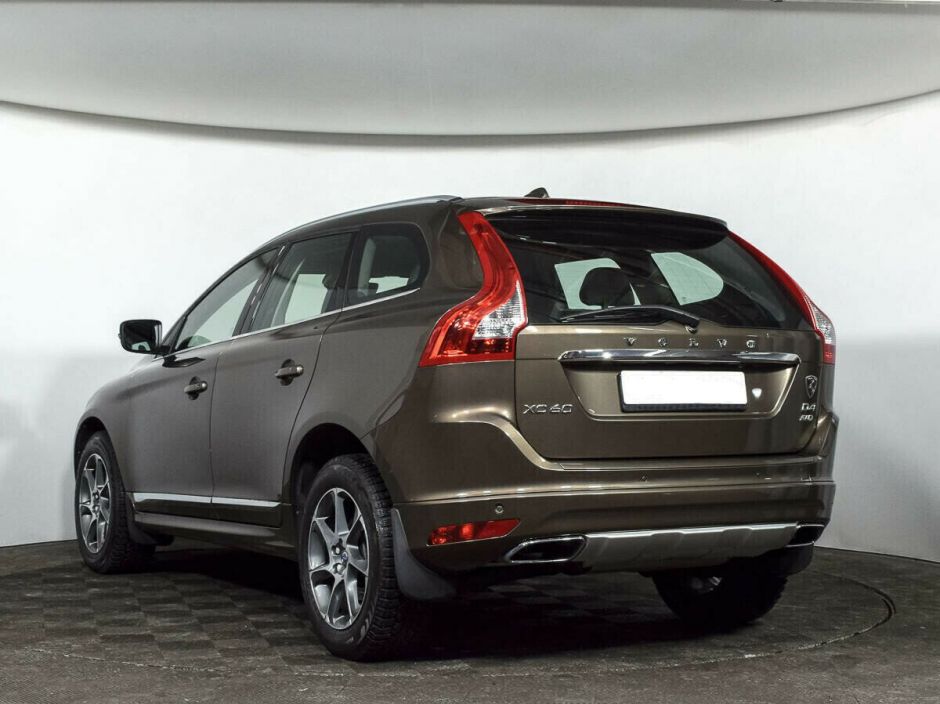 Volvo XC60 2.4 АКПП, 2015, 106 000 км фото 3