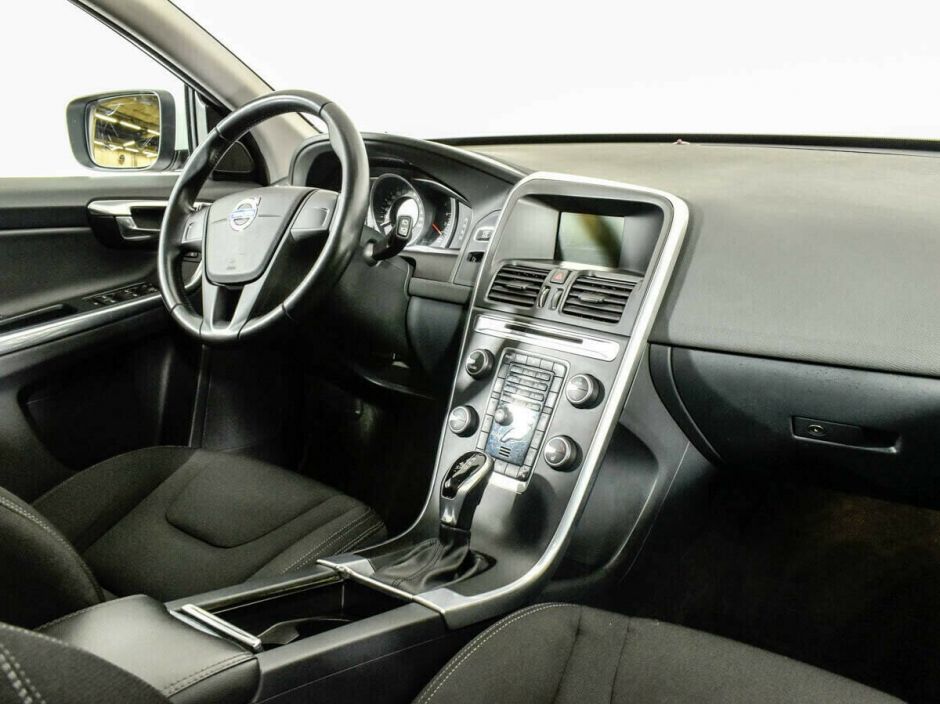 Volvo XC60 2.0 АКПП, 2015, 99 000 км фото 6
