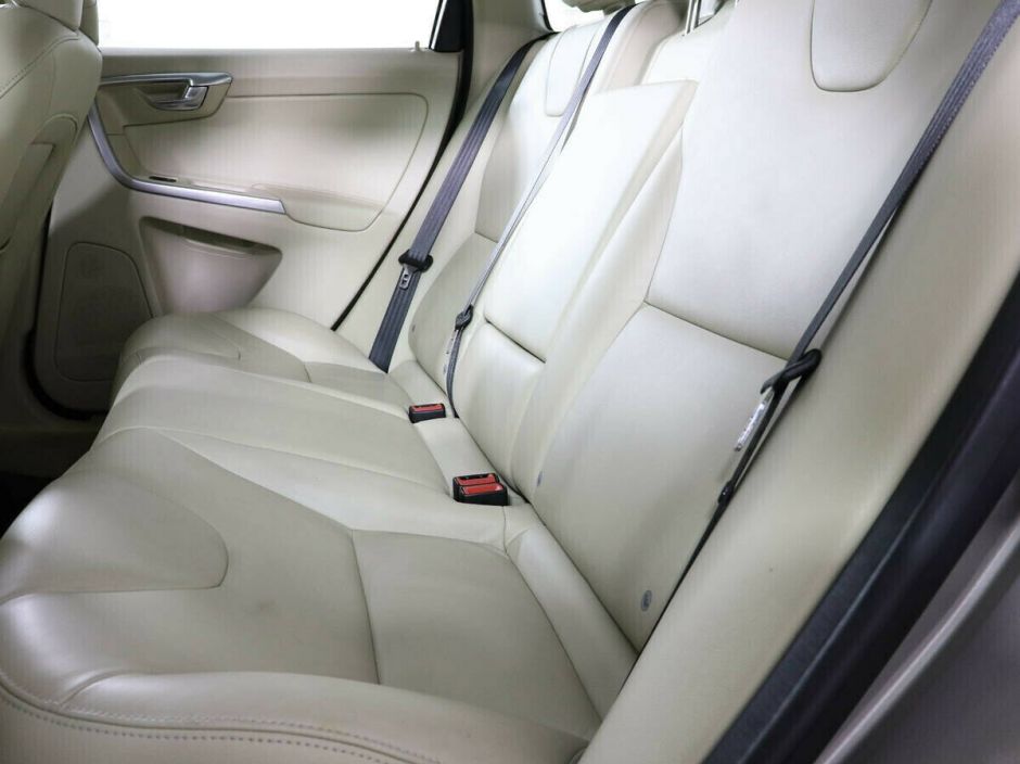 Volvo XC60 2.5 АКПП, 2015, 96 000 км фото 6