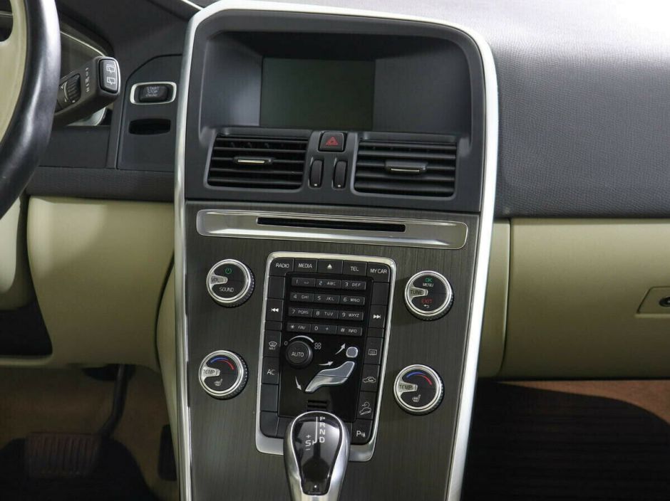 Volvo XC60 2.5 АКПП, 2015, 96 000 км фото 9