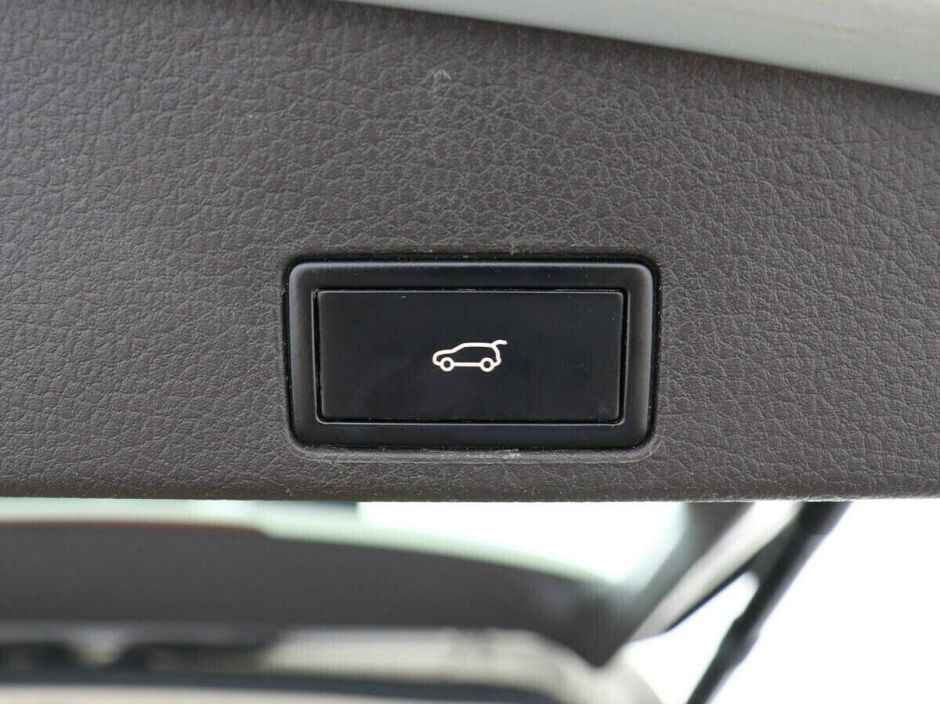 Volkswagen Touareg 3.0 АКПП, 2012, 138 000 км фото 11