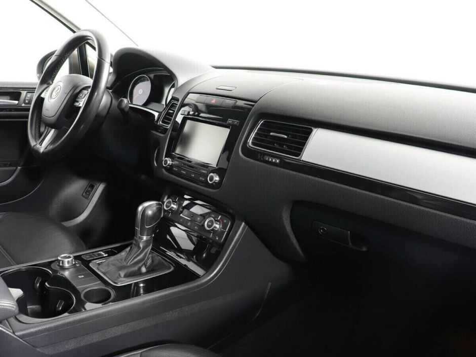 Volkswagen Touareg 3.0 АКПП, 2012, 140 000 км фото 5