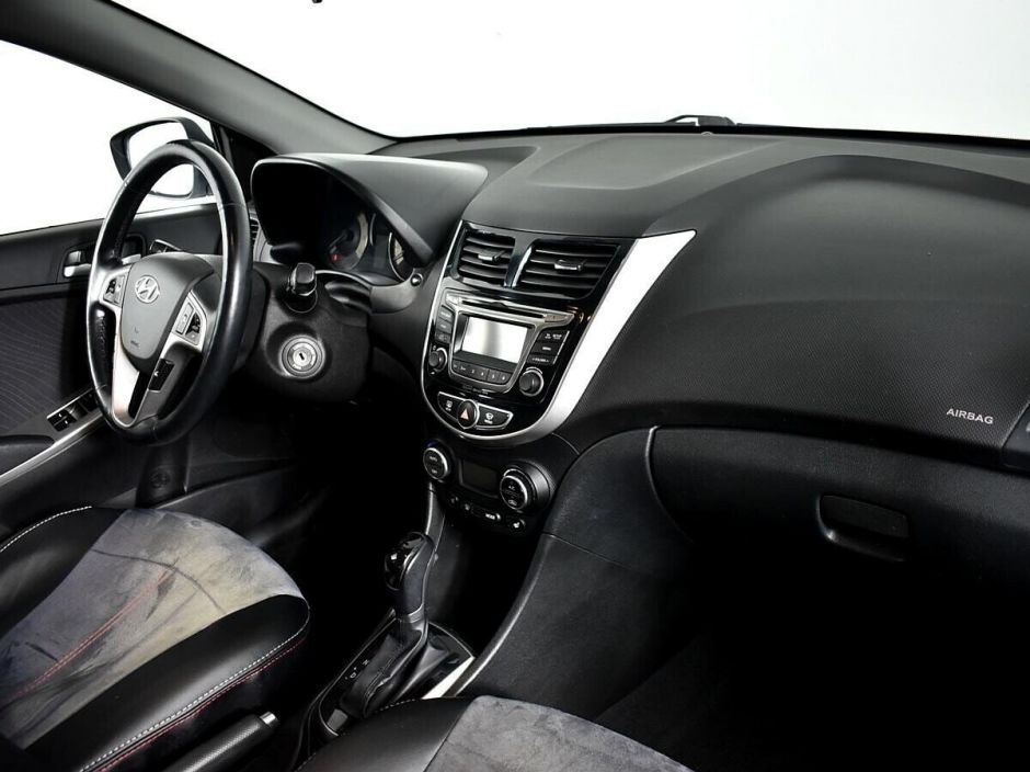 Hyundai Solaris 1.6 АКПП, 2016, 88 000 км фото 5