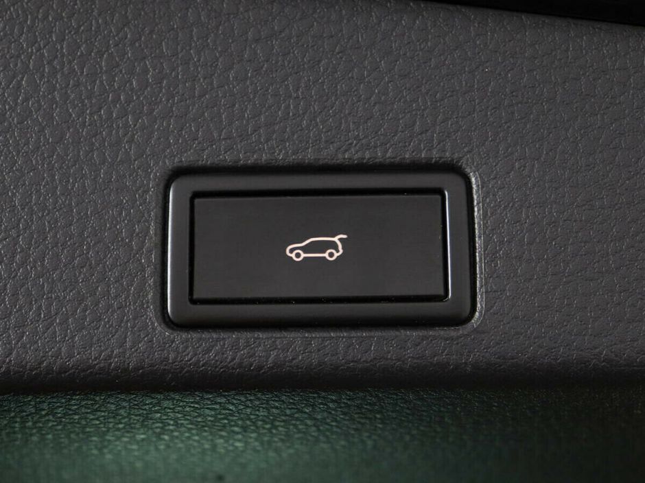 Volkswagen Touareg 3.6 АКПП, 2012, 140 000 км фото 12