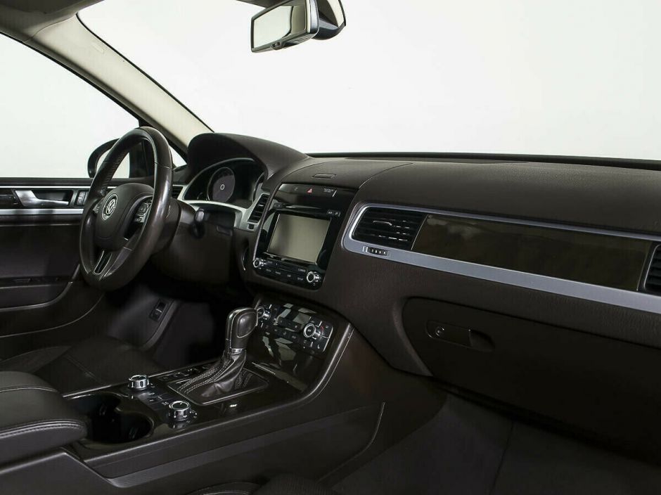 Volkswagen Touareg 3.6 АКПП, 2011, 151 000 км фото 8