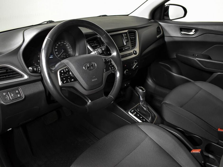 Hyundai Solaris 1.6 АКПП, 2017, 86 000 км фото 6