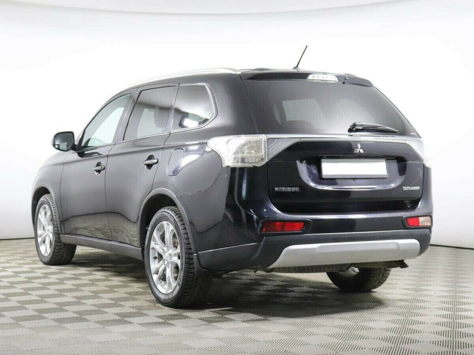 Mitsubishi Outlander 2.4 CVT, 2014, 110 000 км фото 3