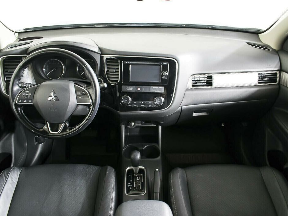 Mitsubishi Outlander 2.0 CVT, 2016, 90 000 км фото 9