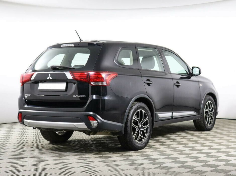 Mitsubishi Outlander 2.4 CVT, 2017, 78 000 км фото 4
