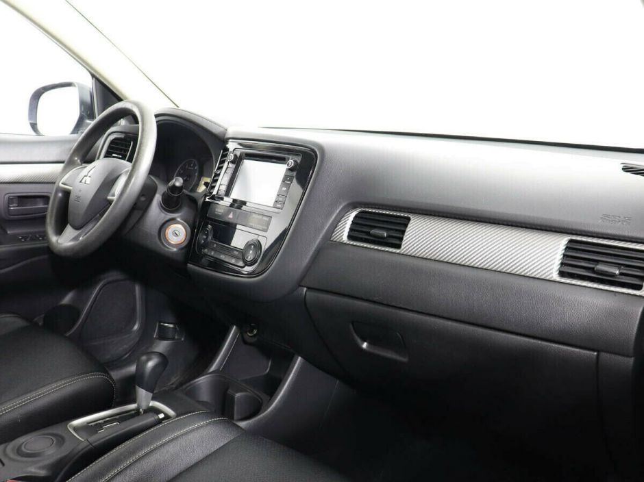 Mitsubishi Outlander 2.4 CVT, 2017, 78 000 км фото 5