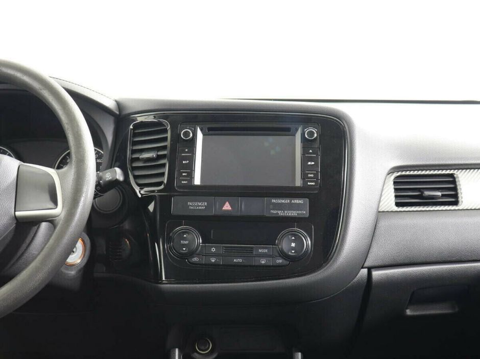 Mitsubishi Outlander 2.4 CVT, 2017, 78 000 км фото 9