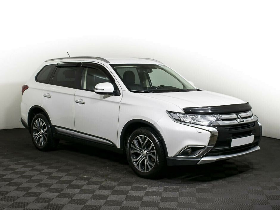 Mitsubishi Outlander 2.4 CVT, 2018, 67 000 км фото 2