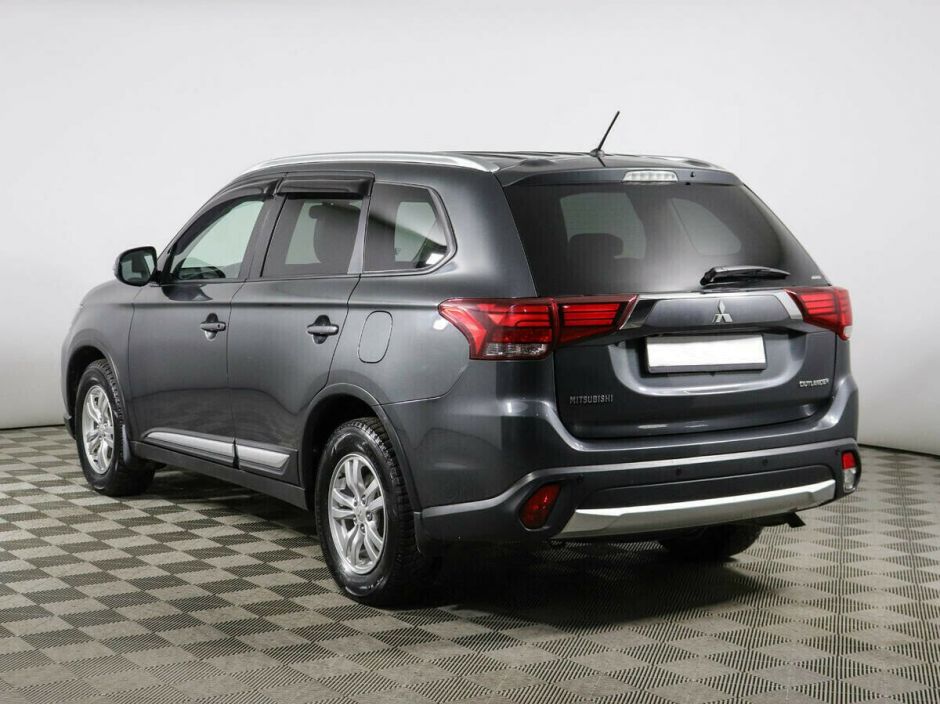 Mitsubishi Outlander 2.4 CVT, 2018, 74 000 км фото 4