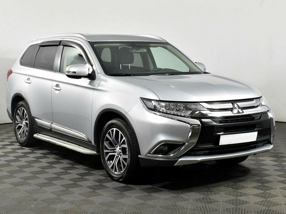 Mitsubishi Outlander 2.0 CVT, 2018, 69 000 км фото 2