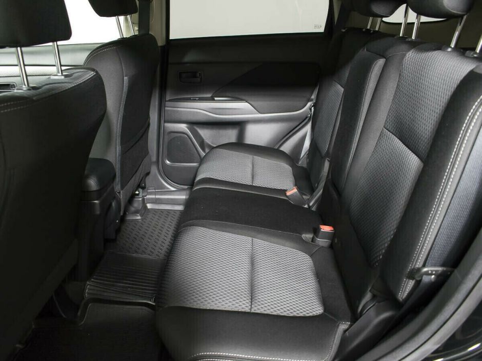 Mitsubishi Outlander 2.0 CVT, 2016, 88 000 км фото 6