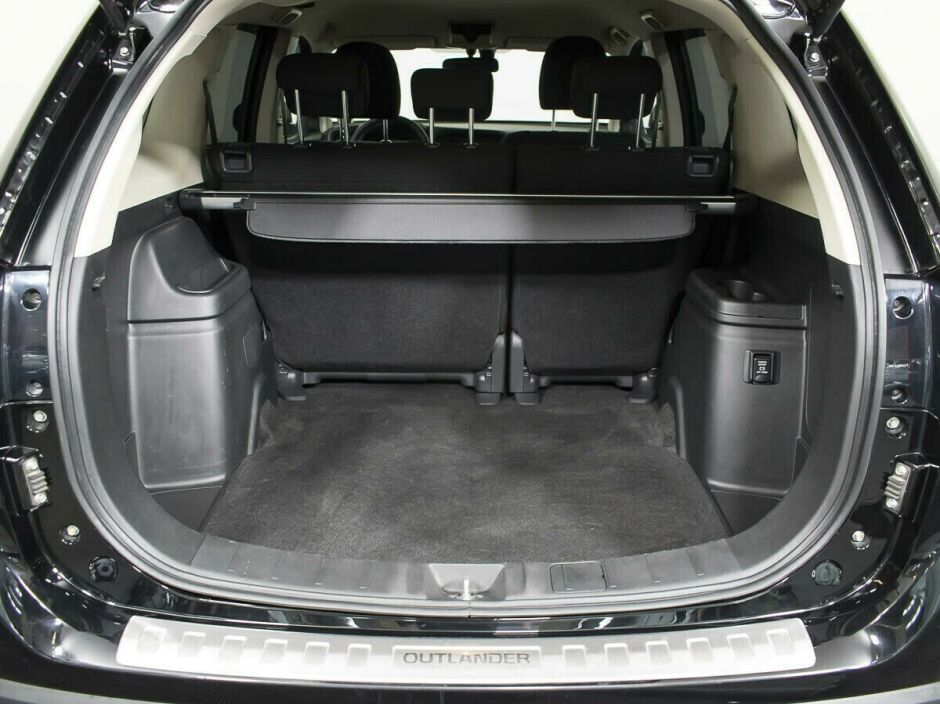 Mitsubishi Outlander 2.0 CVT, 2016, 88 000 км фото 7