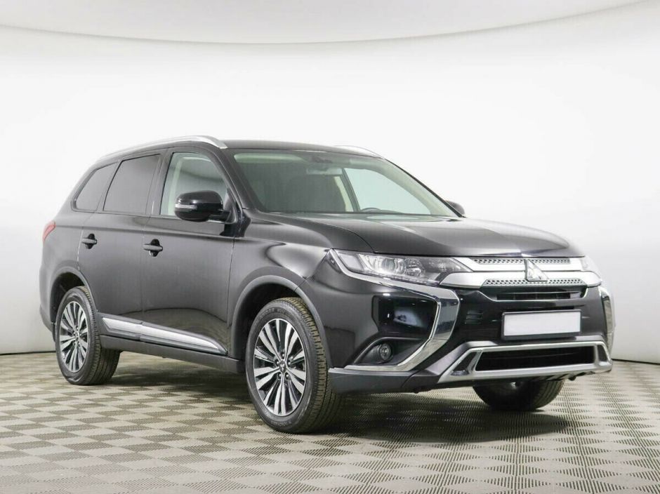 Mitsubishi Outlander 2.0 CVT, 2019, 52 000 км фото 2