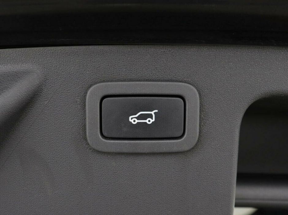 Land Rover Discovery Sport 2.0 АКПП, 2015, 98 000 км фото 7