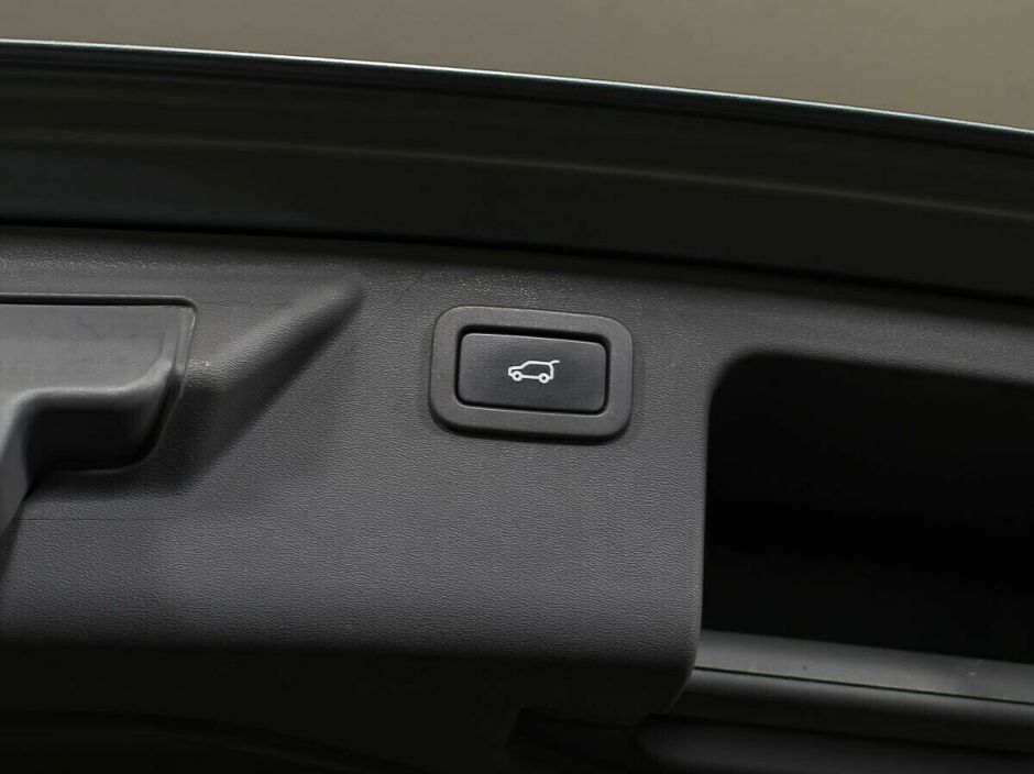 Land Rover Discovery Sport 2.0 АКПП, 2014, 110 000 км фото 9