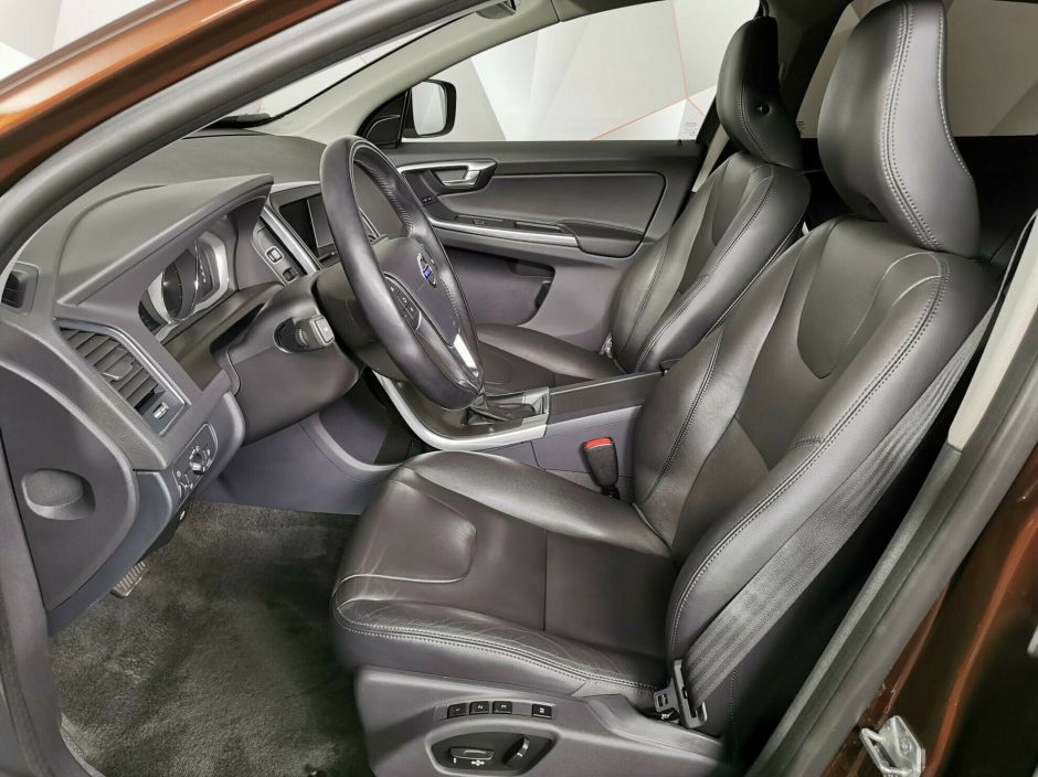 Volvo XC60 2.4 АКПП, 2016, 90 000 км фото 5