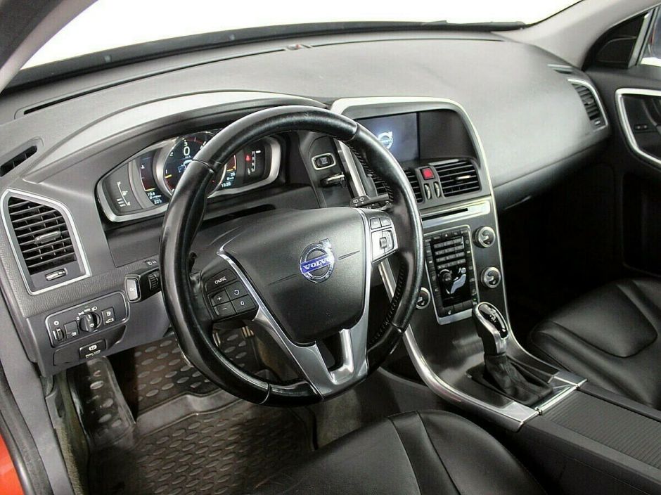 Volvo XC60 2.4 АКПП, 2015, 99 000 км фото 4