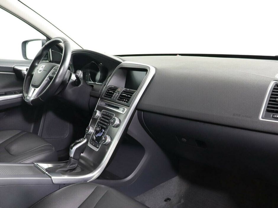 Volvo XC60 2.4 АКПП, 2017, 81 000 км фото 6