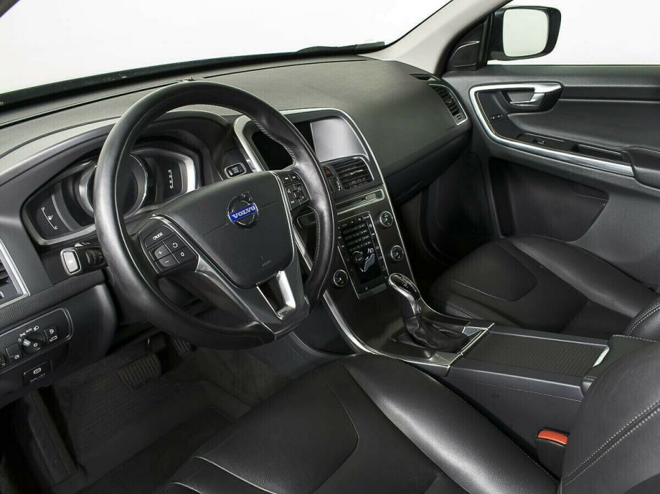 Volvo XC60 2.4 АКПП, 2016, 85 000 км фото 8