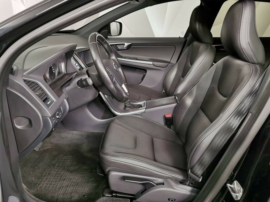 Volvo XC60 2.0 АКПП, 2016, 92 000 км фото 6