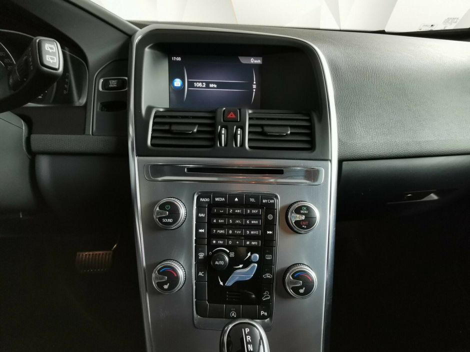 Volvo XC60 2.0 АКПП, 2016, 92 000 км фото 11