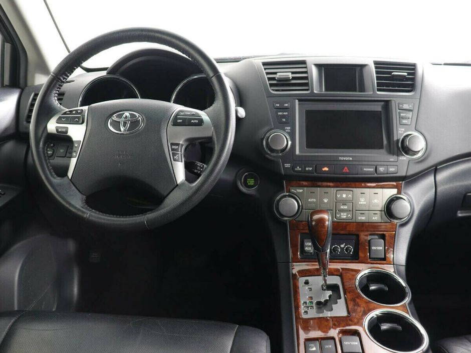 Toyota Highlander 3.5 АКПП, 2011, 148 000 км фото 5