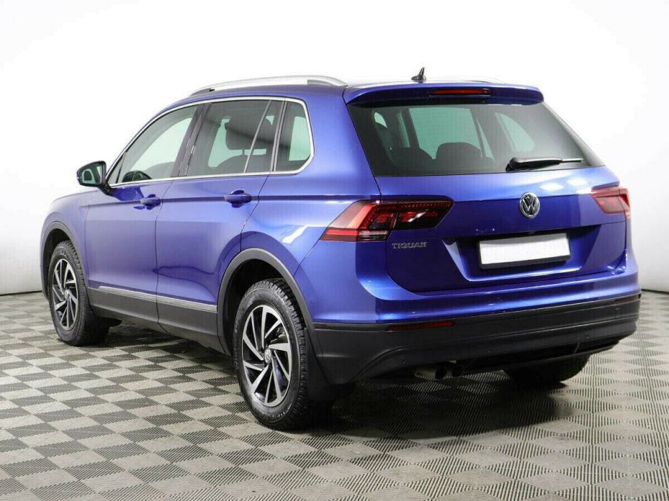 Volkswagen Tiguan 2.0 РКПП, 2018, 73 000 км фото 3