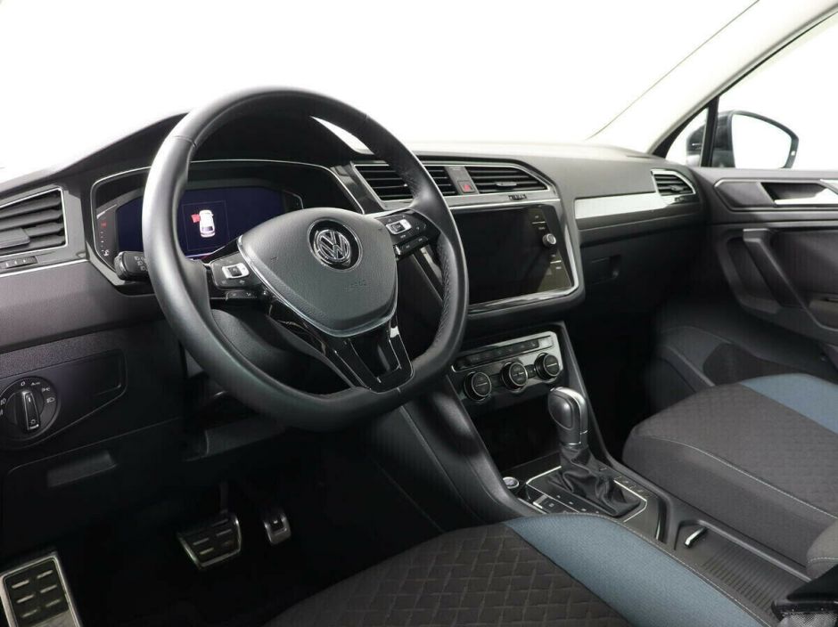 Volkswagen Tiguan 1.5 РКПП, 2018, 74 000 км фото 9