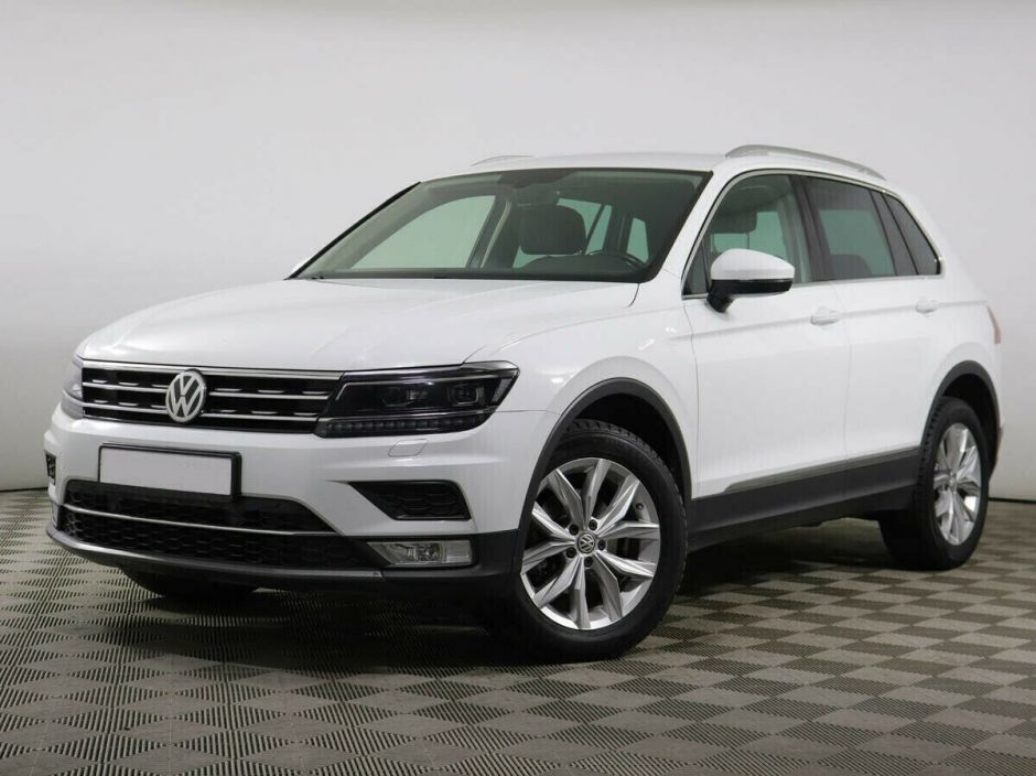 Volkswagen Tiguan 2.0 РКПП, 2018, 62 000 км фото 1