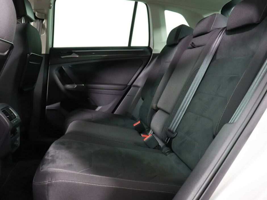 Volkswagen Tiguan 2.0 РКПП, 2018, 62 000 км фото 8