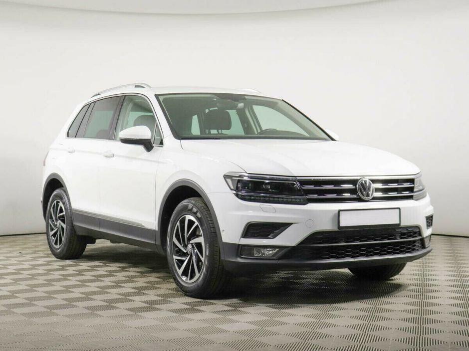 Volkswagen Tiguan 1.5 РКПП, 2018, 65 000 км фото 2