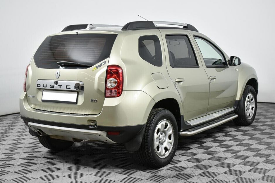 Renault Duster 1.6 МКПП, 2013, 125 000 км фото 2