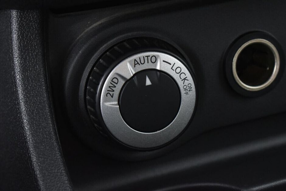 Renault Duster 1.6 МКПП, 2013, 125 000 км фото 8