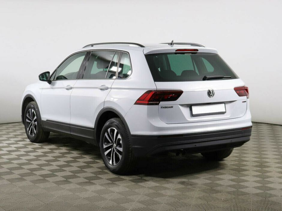 Volkswagen Tiguan 1.5 РКПП, 2019, 58 000 км фото 3