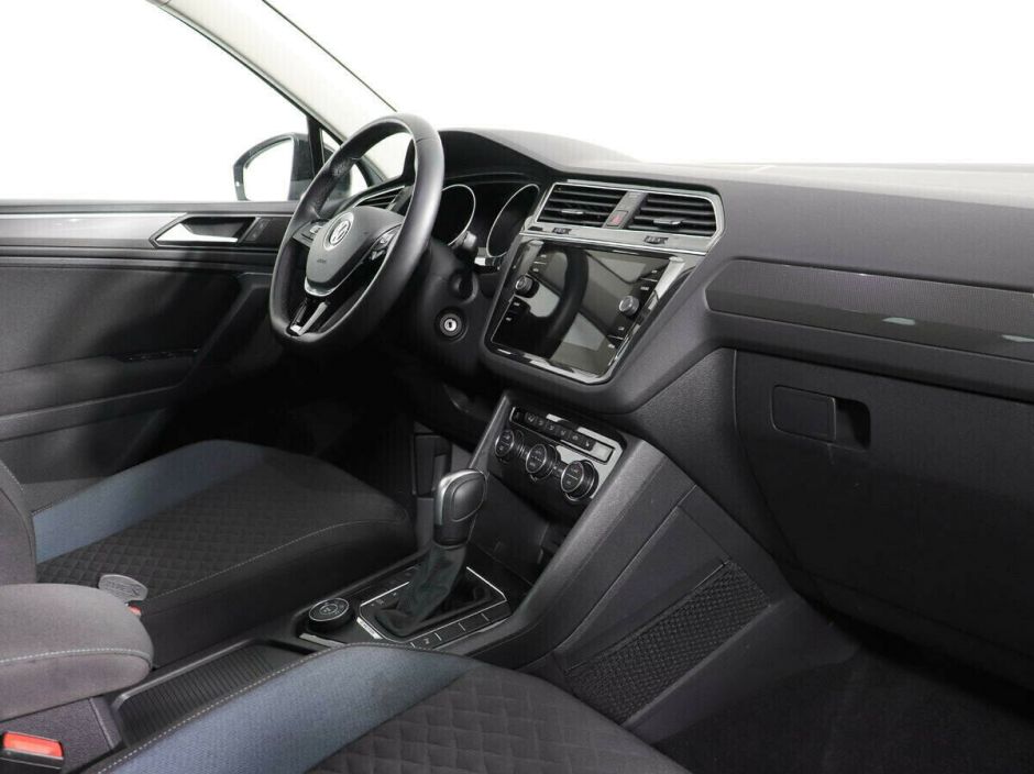 Volkswagen Tiguan 1.5 РКПП, 2019, 58 000 км фото 5