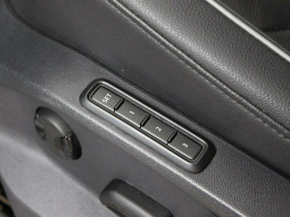 Volkswagen Tiguan 2.0 РКПП, 2017, 77 000 км фото 7