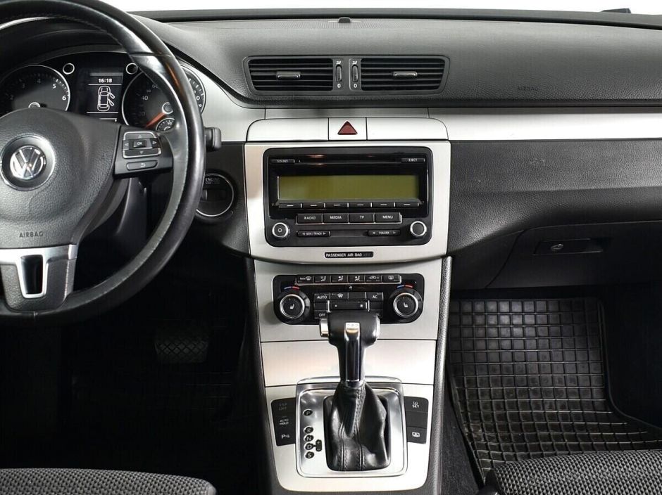 Volkswagen Passat CC 1.8 РКПП, 2010, 160 000 км фото 7