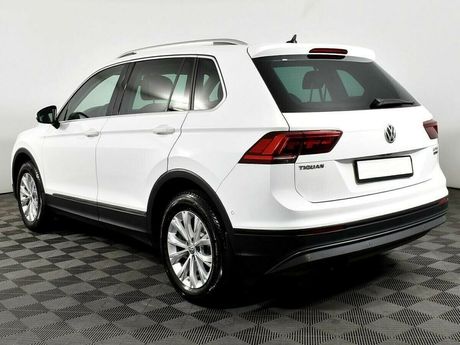 Volkswagen Tiguan 2.0 РКПП, 2018, 64 000 км фото 4